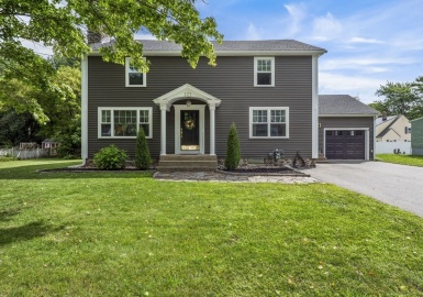 101 Chapman St, Dracut, Massachusetts 01826, 4 Bedrooms Bedrooms, 8 Rooms Rooms,1.5 BathroomsBathrooms,Residential,For Sale,Chapman St,73168342