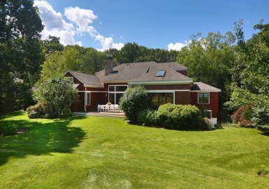 50 Black Rock Dr, Hingham, Massachusetts 02043, 3 Bedrooms Bedrooms, 8 Rooms Rooms,4.5 BathroomsBathrooms,Residential,For Sale,Black Rock Dr,73143645