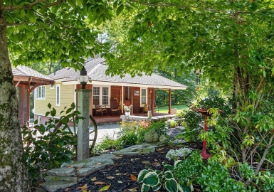11 Wheeler Rd, Warwick, Massachusetts 01378, 1 Bedroom Bedrooms, 3 Rooms Rooms,1 BathroomBathrooms,Residential,For Sale,Wheeler Rd,73154228