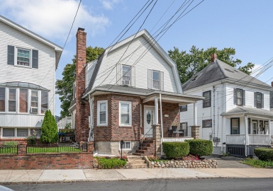 175 Springvale Ave, Everett, Massachusetts 02149, 3 Bedrooms Bedrooms, 6 Rooms Rooms,2 BathroomsBathrooms,Residential,For Sale,Springvale Ave,73166637