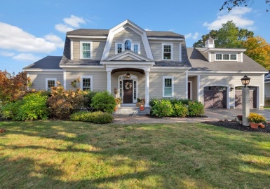 25 Harding Avenue, Newburyport, Massachusetts 01950, 4 Bedrooms Bedrooms, 12 Rooms Rooms,3.5 BathroomsBathrooms,Residential,For Sale,Harding Avenue,73169314