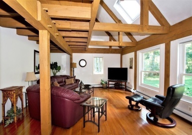 94 Surrey Ln, Topsfield, Massachusetts 01983, 4 Bedrooms Bedrooms, 11 Rooms Rooms,3 BathroomsBathrooms,Residential,For Sale,Surrey Ln,73149762