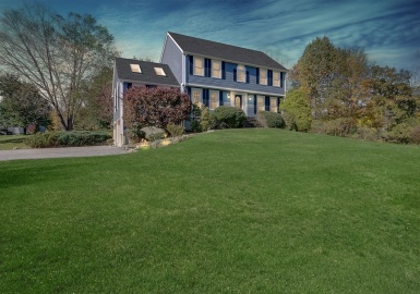 391 Wethersfield St, Rowley, Massachusetts 01969, 4 Bedrooms Bedrooms, 8 Rooms Rooms,2.5 BathroomsBathrooms,Residential,For Sale,Wethersfield St,73174329