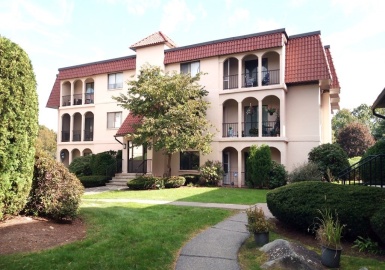 685 Oak St. Madrid Sq. Bldg 3, Brockton, Massachusetts 02301, 2 Bedrooms Bedrooms, 4 Rooms Rooms,1 BathroomBathrooms,Residential,For Sale,Madrid Square,Oak St. Madrid Sq. Bldg 3,73174318