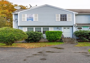 34 Casey Way, Attleboro, Massachusetts 02703, 3 Bedrooms Bedrooms, 7 Rooms Rooms,1.5 BathroomsBathrooms,Residential,For Sale,Casey Way,73172155