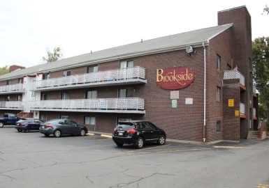 126 Beaver St, Framingham, Massachusetts 01702, 1 Bedroom Bedrooms, 1 Room Rooms,1 BathroomBathrooms,Residential,For Sale,Brookside,Beaver St,73178507