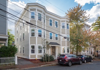 35 Magnolia Ave, Cambridge, Massachusetts 02138, 2 Bedrooms Bedrooms, 4 Rooms Rooms,1.5 BathroomsBathrooms,Residential,For Sale,35 Magnolia Condominium,Magnolia Ave,73169305
