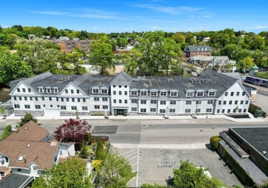 425 Lagrange Street, Boston, Massachusetts 02132, 2 Bedrooms Bedrooms, 4 Rooms Rooms,2 BathroomsBathrooms,Residential,For Sale,The Armstrong,Lagrange Street,73156759