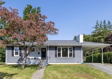 258 Mohawk Rd, Somerset, Massachusetts 02726, 3 Bedrooms Bedrooms, 6 Rooms Rooms,1.5 BathroomsBathrooms,Residential,For Sale,Mohawk Rd,73164681