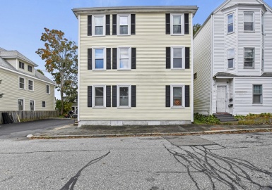 15 Central Street, Beverly, Massachusetts 01915, 2 Bedrooms Bedrooms, 6 Rooms Rooms,1.5 BathroomsBathrooms,Residential,For Sale,15 Central St Condo Association,Central Street,73172603