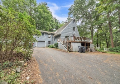 5 Country Lane, Palmer, Massachusetts 01069, 4 Bedrooms Bedrooms, 7 Rooms Rooms,3 BathroomsBathrooms,Residential,For Sale,Country Lane,73163048