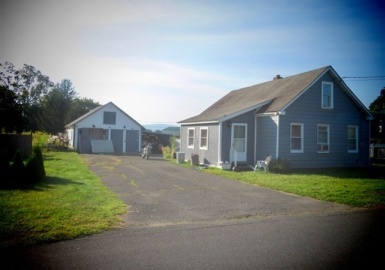 200 Wisdom Way, Greenfield, Massachusetts 01301, 3 Bedrooms Bedrooms, 6 Rooms Rooms,1 BathroomBathrooms,Residential,For Sale,Wisdom Way,73155080