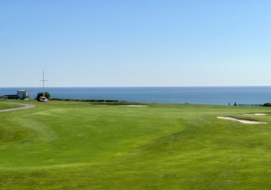 4 Cliffside Dr, Plymouth, Massachusetts 02360, 2 Bedrooms Bedrooms, 5 Rooms Rooms,3 BathroomsBathrooms,Residential,For Sale,White Cliffs Country Club,Cliffside Dr,73165365