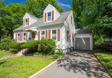 11 Stimson Street, Boston, Massachusetts 02132, 4 Bedrooms Bedrooms, 9 Rooms Rooms,2 BathroomsBathrooms,Residential,For Sale,Stimson Street,73151811