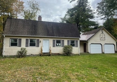 10 Robbins Rd, Monson, Massachusetts 01057, 4 Bedrooms Bedrooms, 6 Rooms Rooms,1.5 BathroomsBathrooms,Residential,For Sale,Robbins Rd,73171818