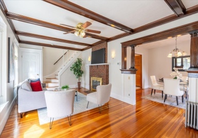 49 Stanley Ave, Medford, Massachusetts 02155, 3 Bedrooms Bedrooms, 7 Rooms Rooms,2 BathroomsBathrooms,Residential,For Sale,Stanley Ave,73168621