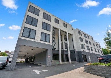 932 Broadway, Chelsea, Massachusetts 02150, 1 Bedroom Bedrooms, 3 Rooms Rooms,1 BathroomBathrooms,Residential,For Sale,Broadway,73161630