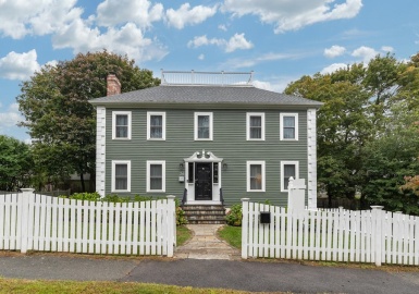 26 James Street, Beverly, Massachusetts 01915, 4 Bedrooms Bedrooms, 9 Rooms Rooms,3 BathroomsBathrooms,Residential,For Sale,James Street,73166608