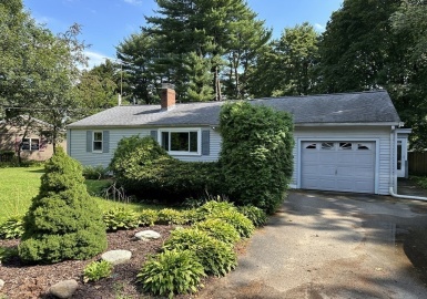 348 S Main St, Sharon, Massachusetts 02067, 3 Bedrooms Bedrooms, 6 Rooms Rooms,1 BathroomBathrooms,Residential,For Sale,S Main St,73151201
