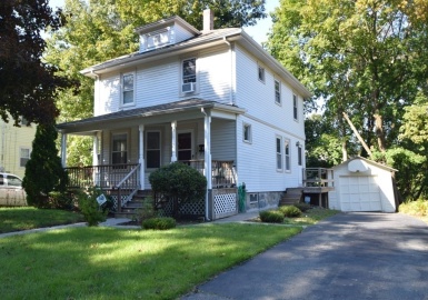 44 Maple St, Randolph, Massachusetts 02368, 3 Bedrooms Bedrooms, 6 Rooms Rooms,2 BathroomsBathrooms,Residential,For Sale,Maple St,73166222
