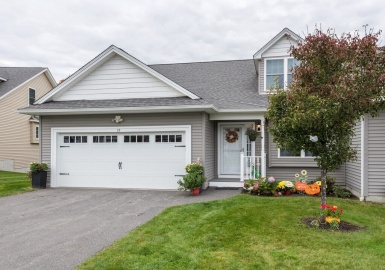 19 Stratford Village Drive, Millbury, Massachusetts 01527, 2 Bedrooms Bedrooms, 6 Rooms Rooms,2.5 BathroomsBathrooms,Residential,For Sale,Stratford Village,Stratford Village Drive,73172780