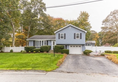 31 Savoy St, Billerica, Massachusetts 01862, 3 Bedrooms Bedrooms, 6 Rooms Rooms,1 BathroomBathrooms,Residential,For Sale,Savoy St,73172127