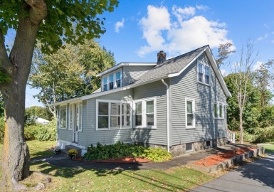 265 Page St, Avon, Massachusetts 02322, 3 Bedrooms Bedrooms, 6 Rooms Rooms,1 BathroomBathrooms,Residential,For Sale,Page St,73169161