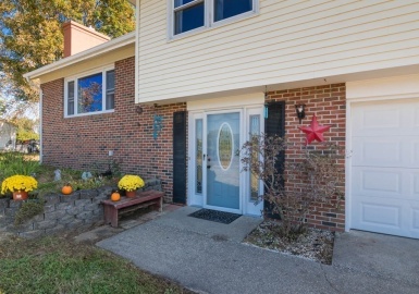41 Hillside Road, Montague, Massachusetts 01351, 3 Bedrooms Bedrooms, 6 Rooms Rooms,1.5 BathroomsBathrooms,Residential,For Sale,Hillside Road,73166206