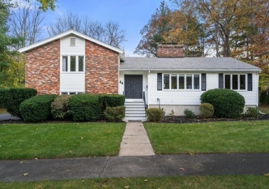44 Albemarle Rd, Norwood, Massachusetts 02062, 3 Bedrooms Bedrooms, 7 Rooms Rooms,2.5 BathroomsBathrooms,Residential,For Sale,Albemarle Rd,73178145