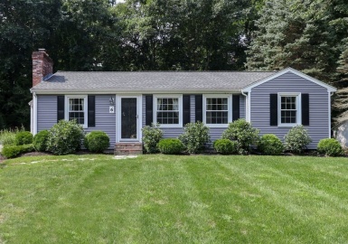 6 Maclean Drive, Framingham, Massachusetts 01701, 2 Bedrooms Bedrooms, 7 Rooms Rooms,3 BathroomsBathrooms,Residential,For Sale,Maclean Drive,73167087