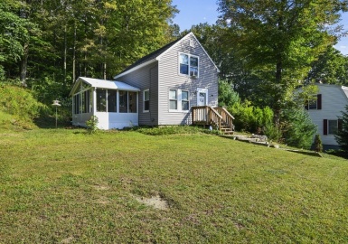 23 Center Rd, Shirley, Massachusetts 01464, 2 Bedrooms Bedrooms, 5 Rooms Rooms,1 BathroomBathrooms,Residential,For Sale,Center Rd,73156949