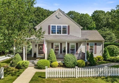 52 Donovan Farm Way, Norwell, Massachusetts 02061, 2 Bedrooms Bedrooms, 8 Rooms Rooms,2.5 BathroomsBathrooms,Residential,For Sale,Donovan Farm Way,73155310
