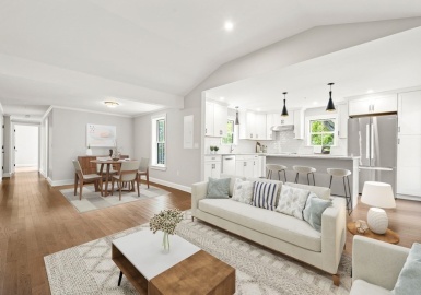 6 Center Street, Amesbury, Massachusetts 01913, 2 Bedrooms Bedrooms, 6 Rooms Rooms,1 BathroomBathrooms,Residential,For Sale,Osgood Place Condominiums,Center Street,73159629