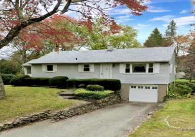 818 North Street, Agawam, Massachusetts 01030, 3 Bedrooms Bedrooms, 5 Rooms Rooms,1.5 BathroomsBathrooms,Residential,For Sale,North Street,73170842