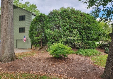85 Leland Farm Rd, Ashland, Massachusetts 01721, 2 Bedrooms Bedrooms, 5 Rooms Rooms,1.5 BathroomsBathrooms,Residential,For Sale,Leland Farm Rd,73170677