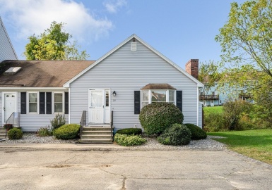 261 Broadway Rd, Dracut, Massachusetts 01826, 2 Bedrooms Bedrooms, 5 Rooms Rooms,1 BathroomBathrooms,Residential,For Sale,Broadway Rd,73168538