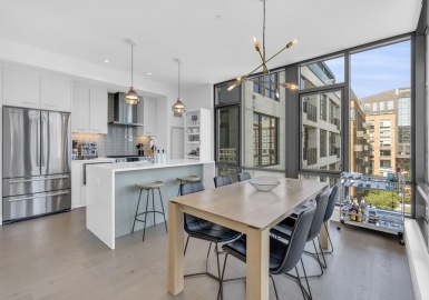 40 Traveler St, Boston, Massachusetts 02118, 2 Bedrooms Bedrooms, 4 Rooms Rooms,2.5 BathroomsBathrooms,Residential,For Sale,The Siena,Traveler St,73135731