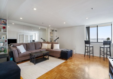 357 Commercial Street, Boston, Massachusetts 02109, 2 Bedrooms Bedrooms, 5 Rooms Rooms,1.5 BathroomsBathrooms,Residential,For Sale,Lincoln Wharf,Commercial Street,73238476