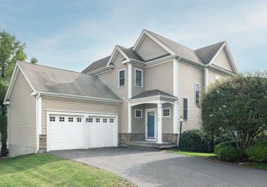 57 Sunflower Dr, Raynham, Massachusetts 02767, 3 Bedrooms Bedrooms, 5 Rooms Rooms,2.5 BathroomsBathrooms,Residential,For Sale,The Village At Wildflower Green,Sunflower Dr,73166848