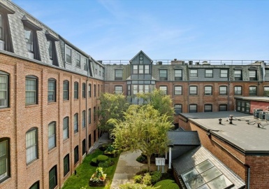 21 Linden Street, Quincy, Massachusetts 02170, 1 Bedroom Bedrooms, 3 Rooms Rooms,1 BathroomBathrooms,Residential,For Sale,Linden Street,73159742