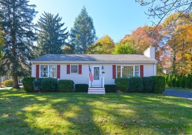 100 St. Nicholas Ave, Worcester, Massachusetts 01606, 2 Bedrooms Bedrooms, 5 Rooms Rooms,1 BathroomBathrooms,Residential,For Sale,St. Nicholas Ave,73176783