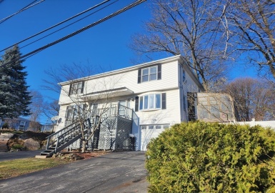 133 Commonwealth Ave, Worcester, Massachusetts 01604, 2 Bedrooms Bedrooms, 4 Rooms Rooms,1.5 BathroomsBathrooms,Residential,For Sale,Commonwealth Ave,73100912