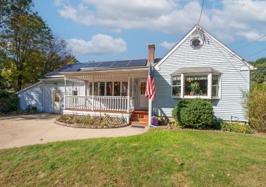 44 Morgan St, Granby, Massachusetts 01033, 4 Bedrooms Bedrooms, 6 Rooms Rooms,2 BathroomsBathrooms,Residential,For Sale,Morgan St,73168023