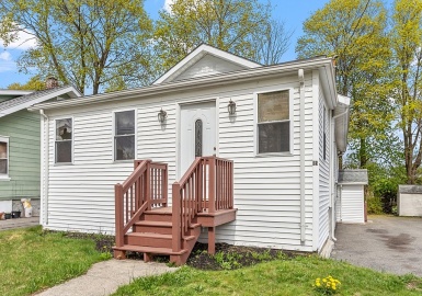 15 Clifford Ave, Brockton, Massachusetts 02301, 2 Bedrooms Bedrooms, 6 Rooms Rooms,1 BathroomBathrooms,Residential,For Sale,Clifford Ave,73110135
