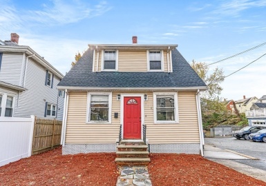 716 Boston St, Lynn, Massachusetts 01905, 3 Bedrooms Bedrooms, 6 Rooms Rooms,1 BathroomBathrooms,Residential,For Sale,Boston St,73178922
