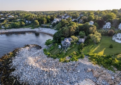 3 Pigeon Hill Wharf, Rockport, Massachusetts 01966, 3 Bedrooms Bedrooms, 9 Rooms Rooms,2.5 BathroomsBathrooms,Residential,For Sale,Pigeon Hill Wharf,73113568