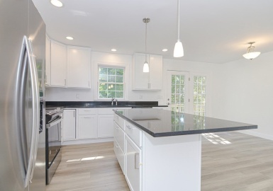 215 High Street, Taunton, Massachusetts 02780, 3 Bedrooms Bedrooms, 6 Rooms Rooms,2.5 BathroomsBathrooms,Residential,For Sale,High Street,73238692