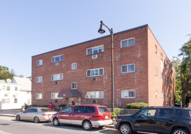 624 Hyde Park Ave, Boston, Massachusetts 02131, 1 Bedroom Bedrooms, 3 Rooms Rooms,1 BathroomBathrooms,Residential,For Sale,Canterbury Heights Manor,Hyde Park Ave,73167369