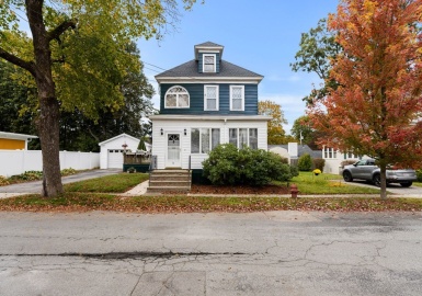 71 Lura St, Lowell, Massachusetts 01851, 3 Bedrooms Bedrooms, 6 Rooms Rooms,1.5 BathroomsBathrooms,Residential,For Sale,Lura St,73172397