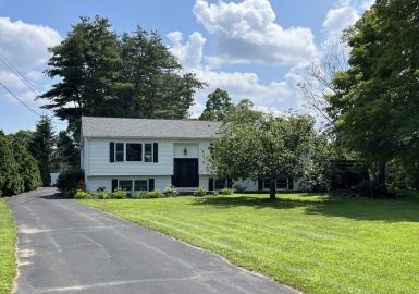 123 Lee Rd, Deerfield, Massachusetts 01373, 3 Bedrooms Bedrooms, 6 Rooms Rooms,3 BathroomsBathrooms,Residential,For Sale,Lee Rd,73135188
